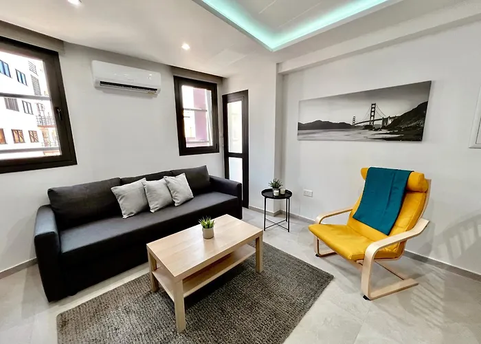 アパート Victor 203